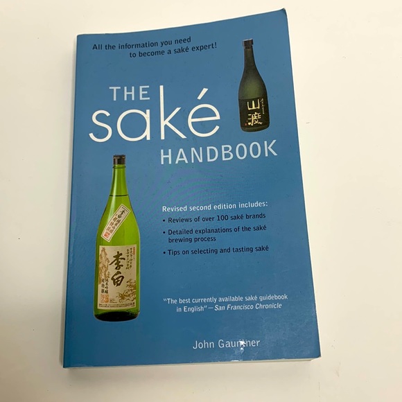Tuttle Publishing Other - Book | The Sake Handbook | Reviews of SAKE | Explanations | Tips | Guidebook